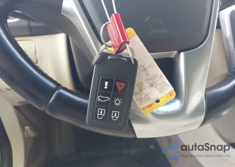 2014 Volvo S60 T5 из США, поврежденный, VIN YV1612FS8E2277450